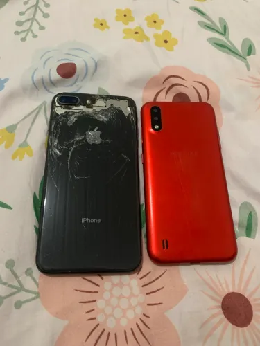 IPHONE 8PLUS E A01 PARA RETIRADA DE PEÇA.