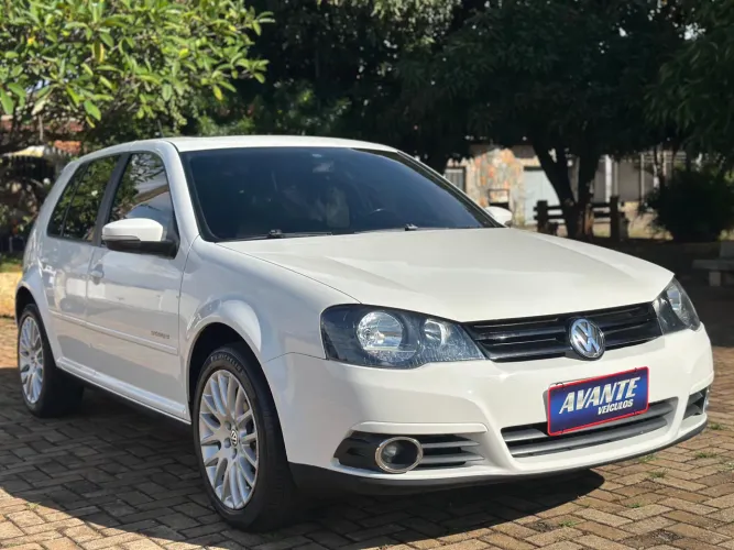 Volkswagen Golf Sportline 1.6 MI Total Flex 8V 4P 2014