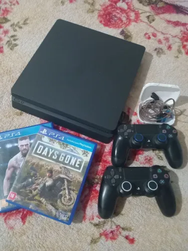 Ps4 slim com 35 jogos