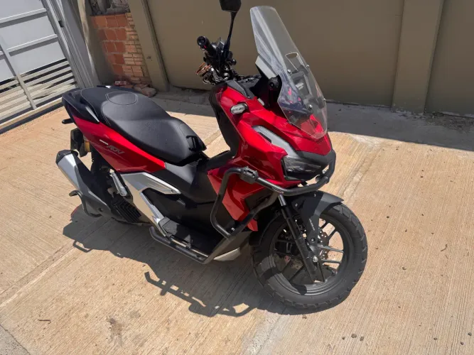 Honda adv 160 205
