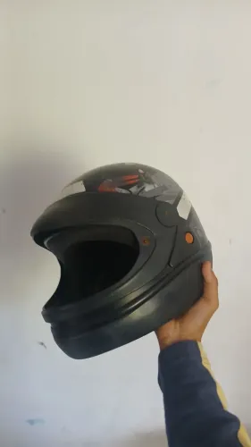 CAPACETE SAN MARINO USADO ( SEM VISEIRA )