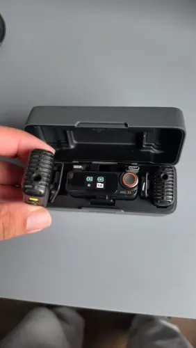 Microfone Dji Mic 2 (2tx Microfone + 1rx Receptor + 1 Case) (novissimo) NA CAIXA