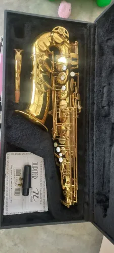 Sax alto Júpiter Jas567