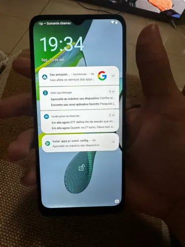 Moto e13