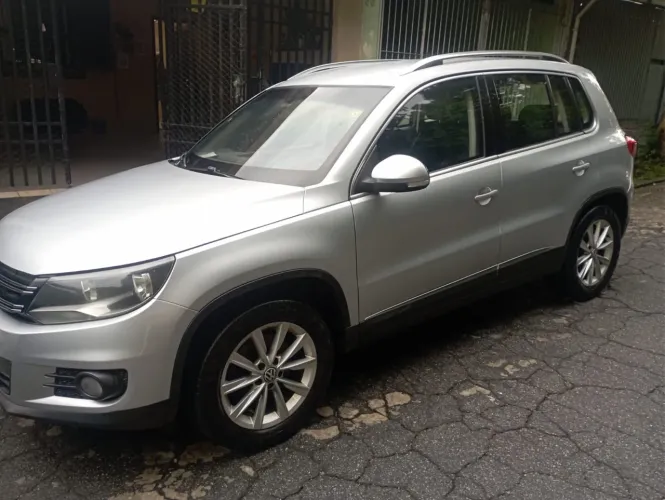 Volkswagen Tiguan 2.0 TSI 16V 200cv Tiptronic 5P 2012