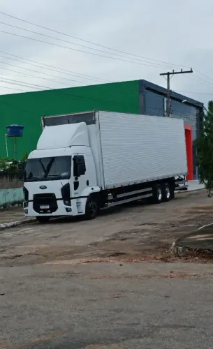 Vendo Cargo 2429 Motor novo, trabalhando