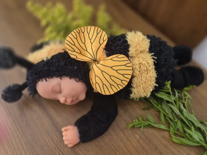 Boneca Anne Geddes Bebê Abelhinha Original Colecionável com Etiqueta