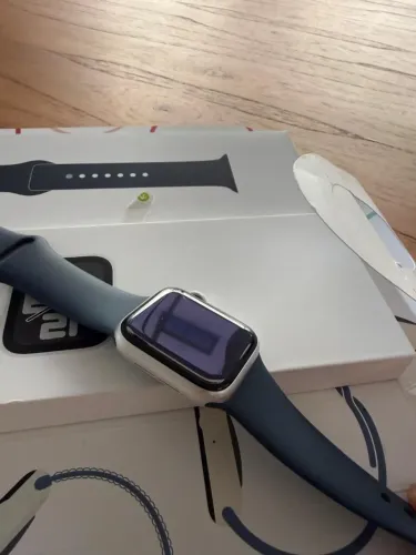 Apple watch SE 2 40mm, prata, bateria 82%, com caixa, cabo e pulseira original
