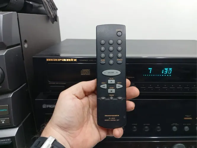     Vendo CD Player Marantz CD48 Vintage - Loja no Catete RJ