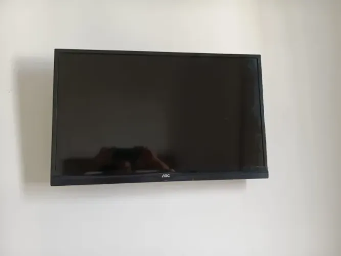 OPORTUNIDADE - TV AOC 32 polegadas 