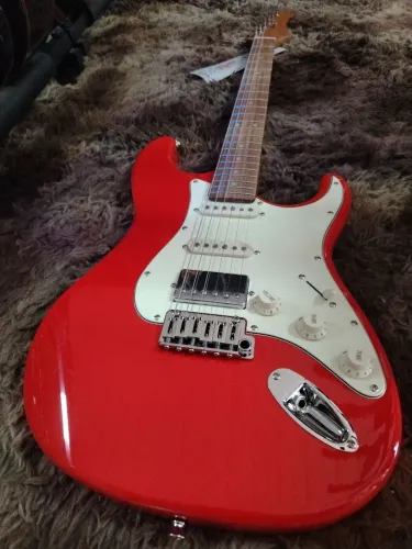 Guitarra Tagima T640 super red