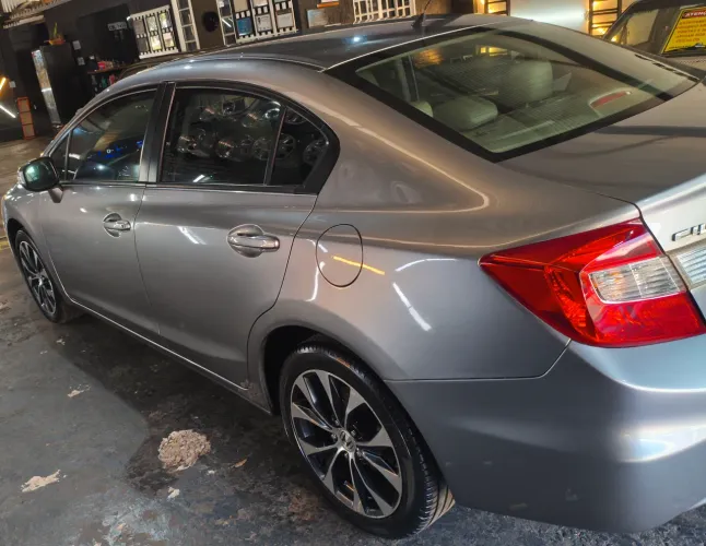 Honda Civic Sedan LXR 2.0 Flexone 16V Aut. 4P 2015