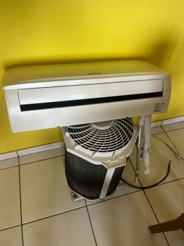 Vendo 2 ar condicionados split 9000btu