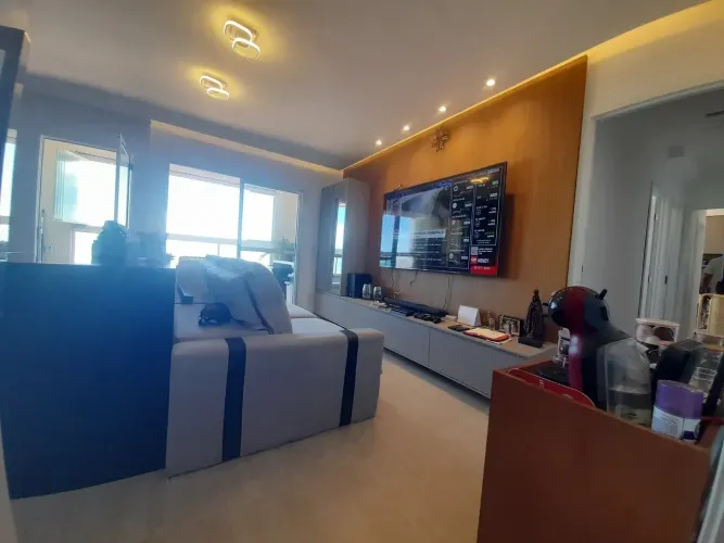 Apartamento seminovo no Park Shop proximo da praia e vista mar, andar alto