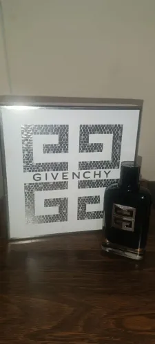 Givenchy gentleman society