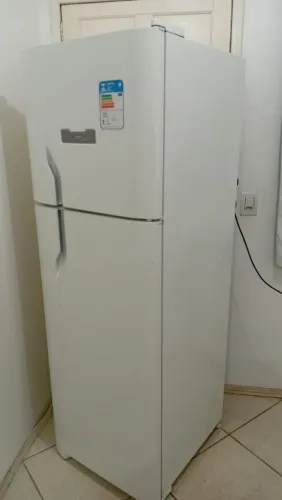 Geladeira Electrolux frosfree funcionando entrego sem custos dependendo do local  !