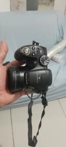 Câmera fotográfica funcionando perfeitamente