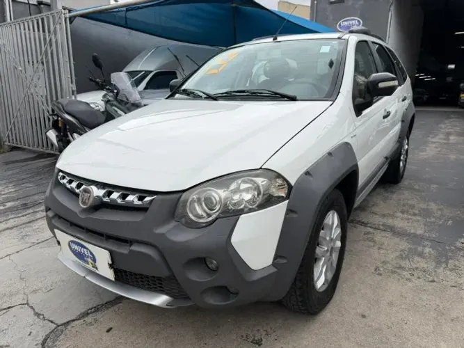 Fiat Palio Week. Adv. Dualogic 1.8 Flex 2013