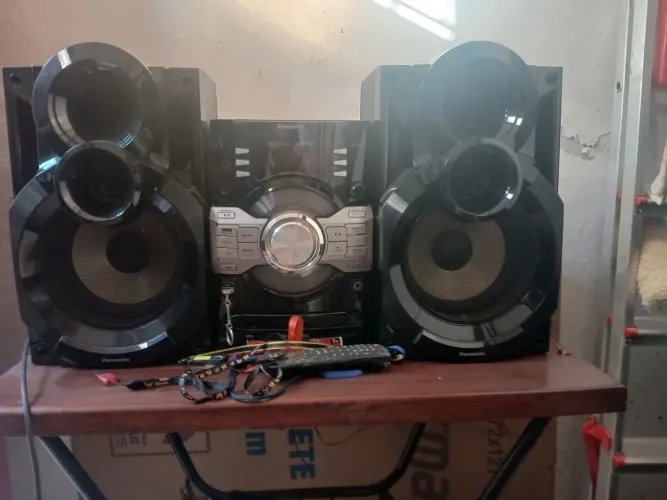 APARELHO DE SOM MINI SYSTEM PANASONIC POWER LIVE 