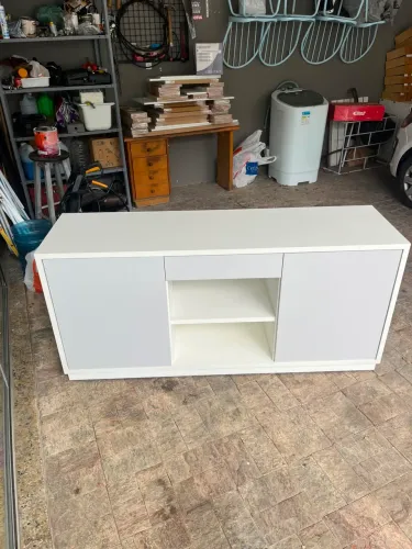 Rack Aparador Branco Com Portas e Nicho Central em Estado de Novo - Entrego!