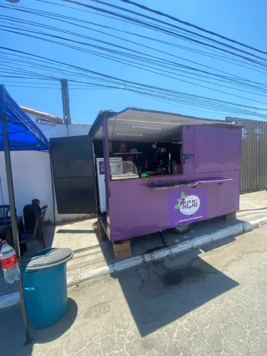 Vendo trailer para açaí ou lanches completo 