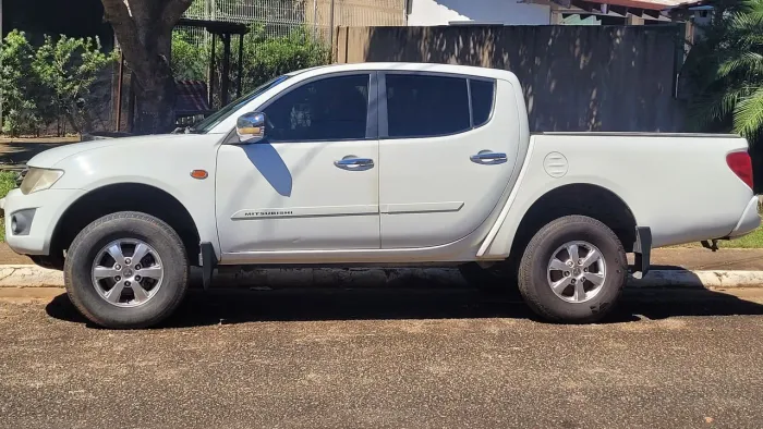 Mitsubishi L200 Triton GLX 3.2 CD TB Int.diesel MEC 2012