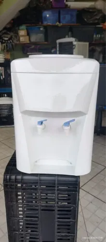 Bebedouro de mesa 127v