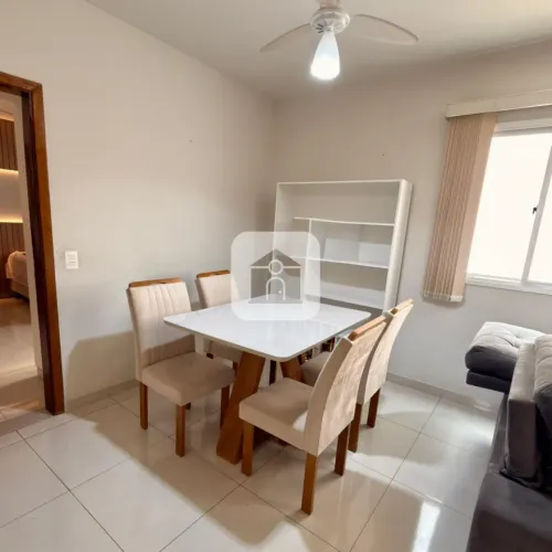 Excelente apartamento mobiliado com ótima localização