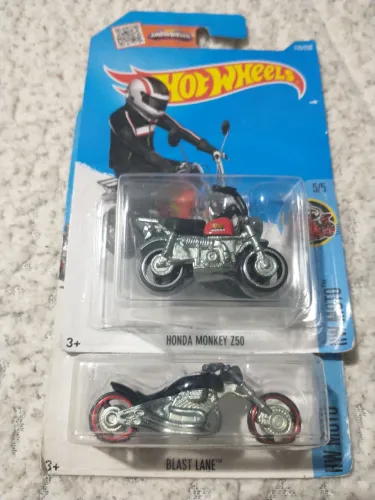 Hot Wheels Honda monkey z50 e blaster lane