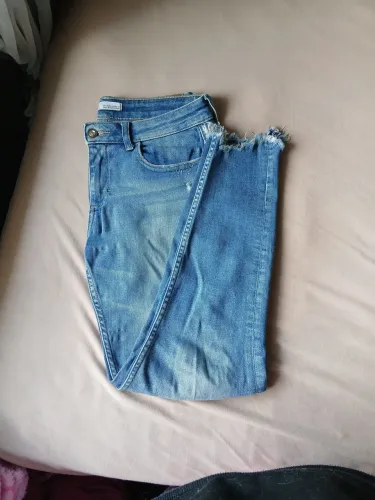 calça jeans zara azul clara