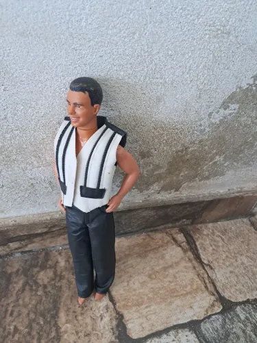 BONECO ZEZE DE CAMARGO CANTOR ESTRELA COLECIONAVEL
