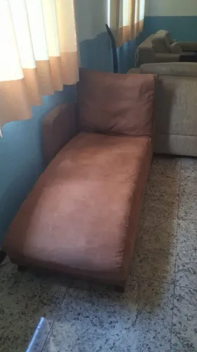 Sofá estilo Divã