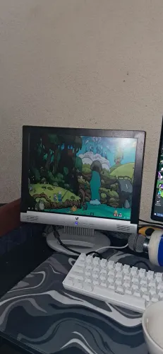 Monitor 17 polegadas 60 hz V7