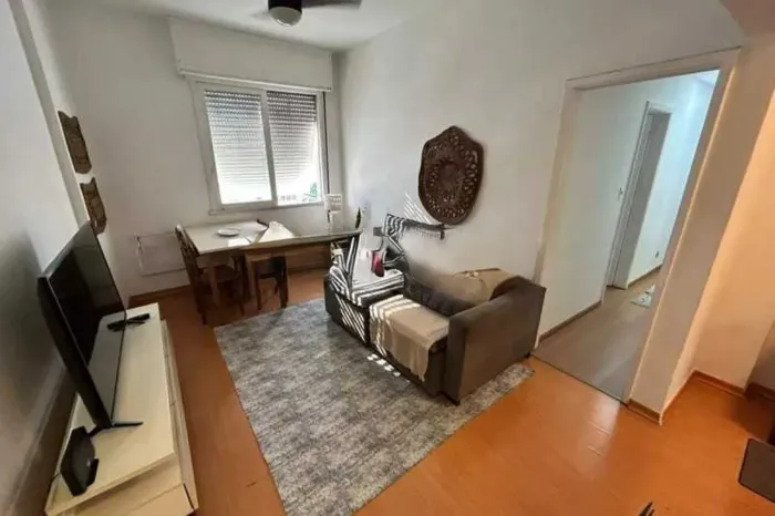 Apartamento : / Residencial / Glória