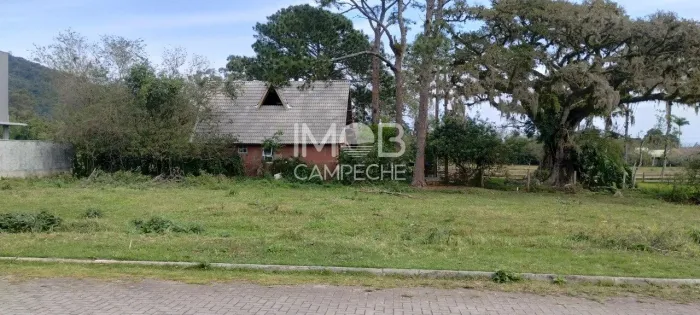 Terreno 450 m² no Ribeirão da Ilha.