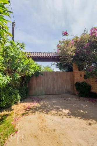 Casa à venda em Vila Nova com 6629 m², 2 quartos, 15 vagas