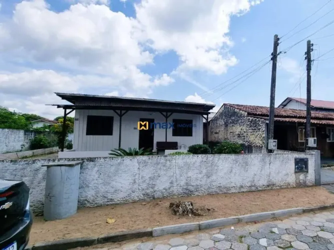 Excelente terreno a poucos metros do mar, 312 m², Centro, Navegantes