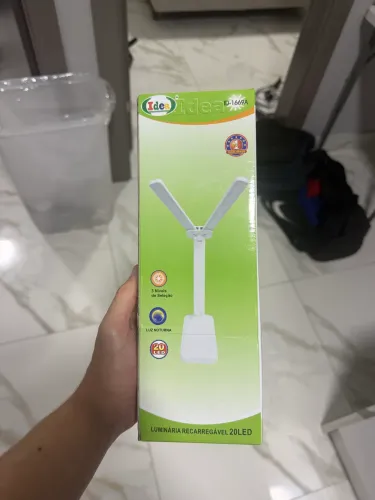 Luminária de Mesa para Estudo