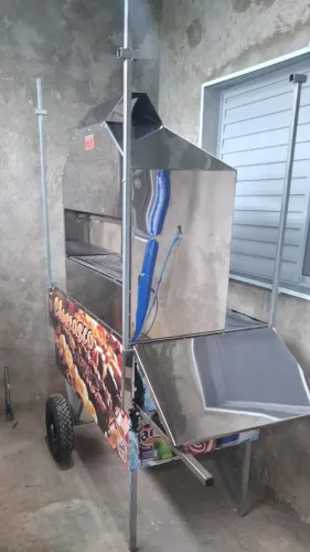 CARRINHO DE CHURRASCO