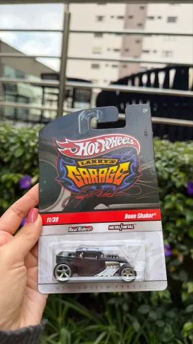 Hot Wheels Bone Shaker Exclusivo Pack 30 Larrys Garage