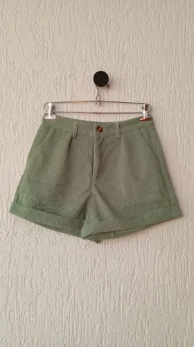 shorts shein verde feminio tam p