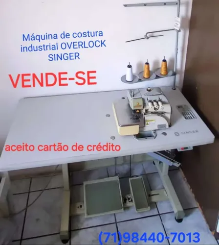 Máquina de costura Overlock
