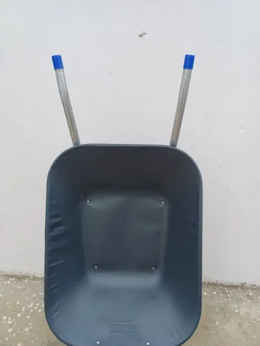 Carrinho de mão 