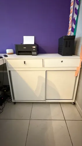Armário/Balcão para Escritório com Gavetas e Portas de Correr