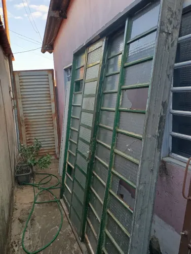 Vendo porta de correr 2mts por 2014