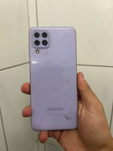 A22 - Usado - Display com defeito