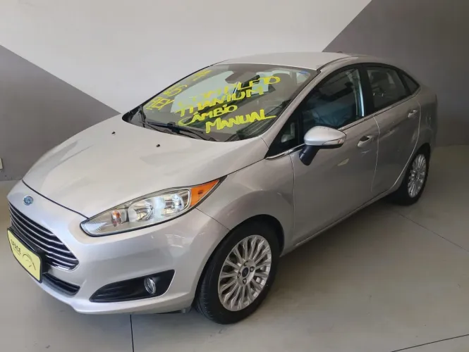 Ford Fiesta Titanium 1.6 16V Flex Mec. 2014