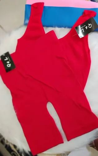 Roupa de academia 