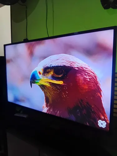 TV LG 4K 120HZ HDR,SEM DETALHES INCLUÍDO RGB LUZES ATRAS