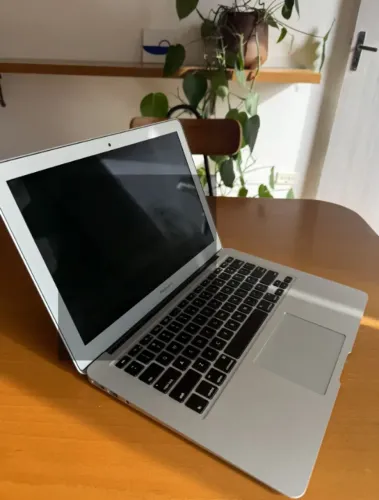Macbook Air 2017 - 128gb Ssd - 8gb Ram - Ótimo Estado (Usado)